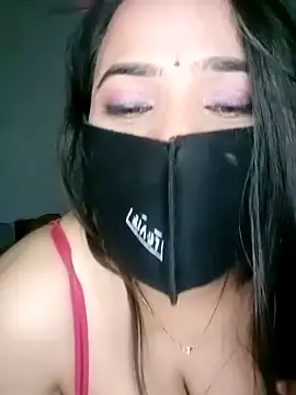 ZARINA JACK online show from December 12, 2024, 7:04 pm