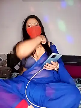 ZARINA JACK online show from December 15, 2024, 4:04 pm