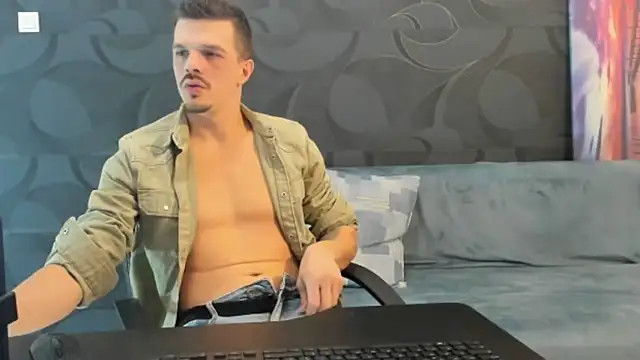 DonyBrown online show from March 20, 2025, 3:56 am