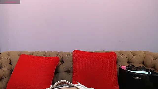 Snapshot of miacarperr1 chatting on January 21, 2025, 8:43 pm miacarperr1 online show from January 21, 2025, 8:43 pm