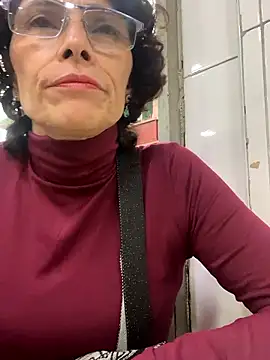 MireyaTorresGu online show from November 22, 2025, 10:42 pm