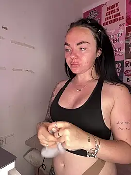 yorkshiregal online show from April 18, 2026, 7:23 am