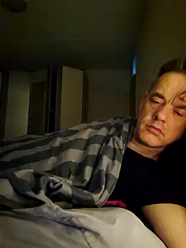 Hectorthyssen1 online show from November 1, 2025, 6:26 am