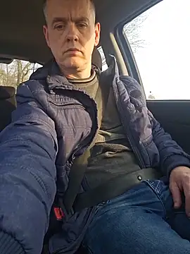 Hectorthyssen1 online show from March 23, 2026, 4:11 pm