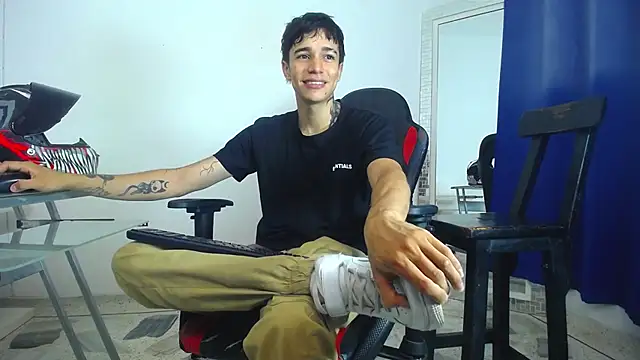 Zacktk7 online show from January 7, 2025, 9:14 pm