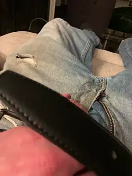 willcumforu online show from January 6, 2025, 4:47 am