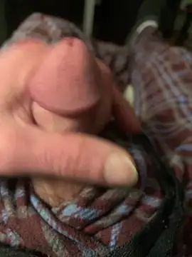 willcumforu online show from February 19, 2025, 3:28 am