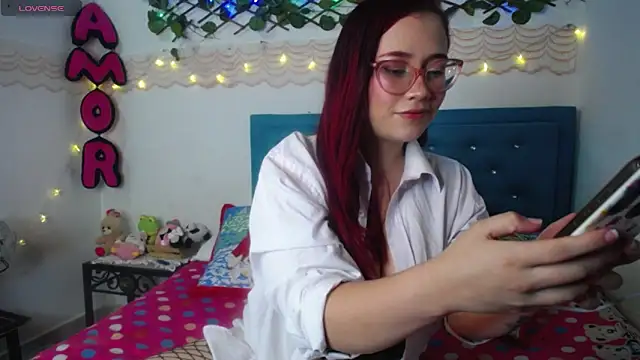 zarquita99 online show from December 11, 2024, 12:23 am