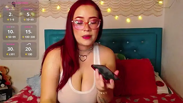 zarquita99 online show from January 12, 2025, 11:15 pm