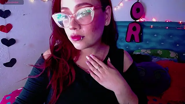 zarquita99 online show from March 13, 2025, 7:53 am