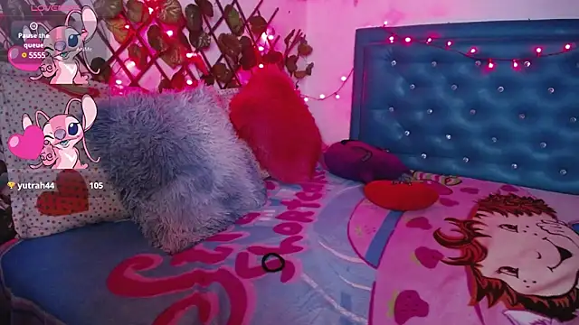 zarquita99 online show from March 22, 2025, 11:11 am