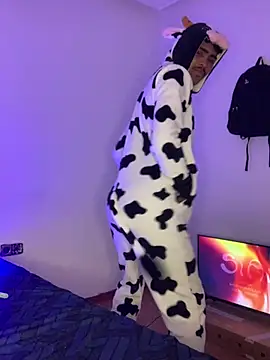 Ryan-hot online show from January 24, 2025, 6:04 pm