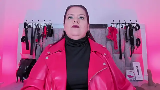 vanessa moka online show from March 18, 2025, 3:21 pm