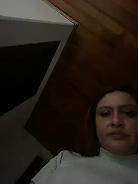 Keittly  online show from December 2, 2024, 6:54 pm