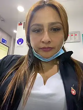 Keittly  online show from December 24, 2024, 4:44 am