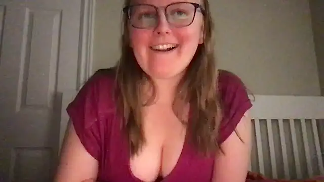 Snapshot of lexie_lilacs chatting on January 9, 2025, 2:01 am lexie lilacs online show from January 9, 2025, 2:01 am