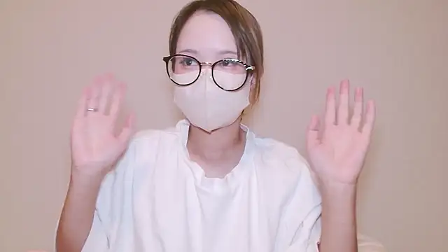  hina chan  online show from June 7, 2026, 1:59 pm