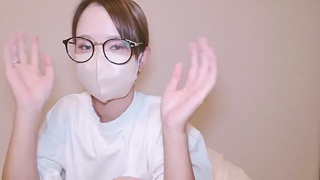  hina chan  online show from June 10, 2026, 1:54 pm