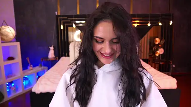 MilashaLovely online show from January 10, 2026, 9:30 pm