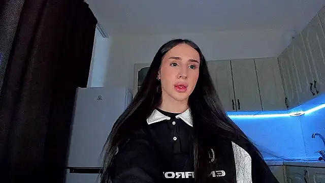 Kim Oberlin  online show from February 25, 2026, 11:09 am