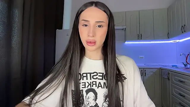 Kim Oberlin  online show from March 6, 2026, 12:23 pm