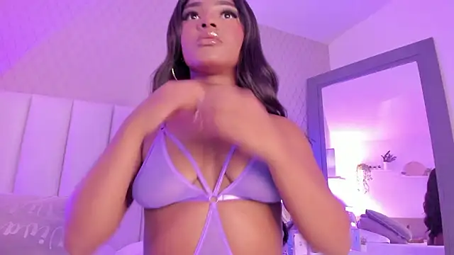 SophiaSmiiths  online show from February 11, 2026, 2:49 am