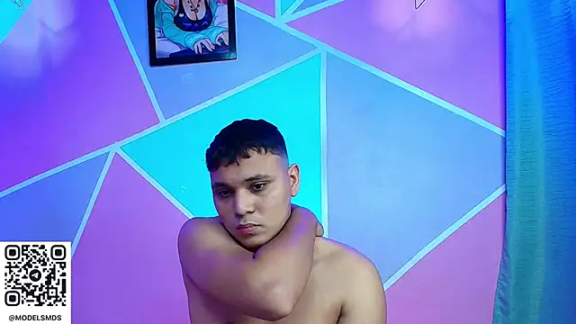 couple lovelyds online show from January 6, 2026, 8:45 pm