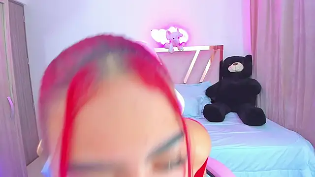 Sofia martiin online show from February 24, 2025, 3:09 pm