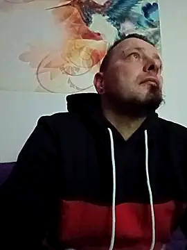 Snapshot of ich411983 chatting on October 28, 2025, 10:34 pm ich411983 online show from October 28, 2025, 10:34 pm