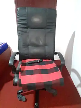 Snapshot of Ashavindi_hot chatting on September 17, 2025, 4:19 pm Ashavindi hot online show from September 17, 2025, 4:19 pm