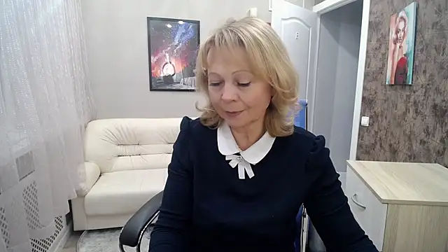 Milla Cutie18 online show from January 27, 2025, 5:47 am