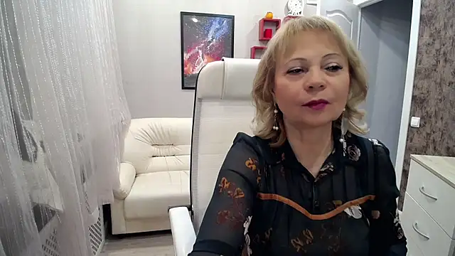 Milla Cutie18 online show from December 22, 2025, 5:59 am