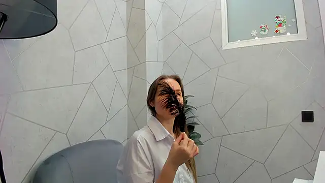 Snapshot of Lillian_White chatting on March 11, 2025, 10:29 am Lillian White online show from March 11, 2025, 10:29 am