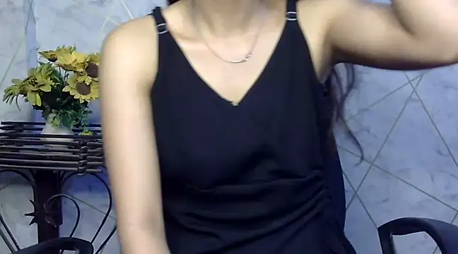 Snapshot of sonam_love- chatting on March 2, 2025, 7:23 pm sonam love- online show from March 2, 2025, 7:23 pm