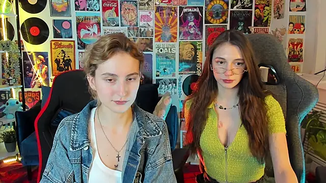 AveAngela online show from January 10, 2025, 8:15 pm