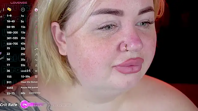 Snapshot of ZaraReignn chatting on November 25, 2025, 7:08 am ZaraReignn online show from November 25, 2025, 7:08 am