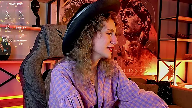 Snapshot of LuxRayi chatting on September 26, 2025, 6:01 pm LuxRayi online show from September 26, 2025, 6:01 pm