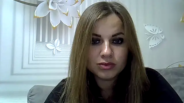 TinaFun4u online show from November 17, 2025, 8:03 pm