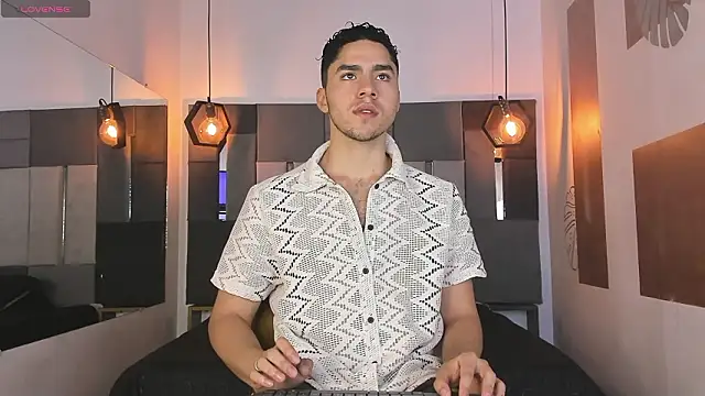 LiamNovak online show from February 21, 2026, 11:22 am