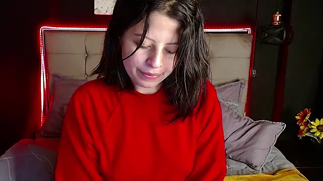 Snapshot of ShyVibes_ chatting on February 5, 2025, 9:29 pm ShyVibes  online show from February 5, 2025, 9:29 pm