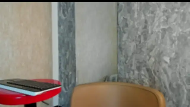 Violetrousse online show from February 14, 2025, 1:23 am