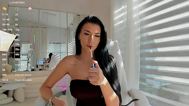 Snapshot of missdiamond_ chatting on October 30, 2025, 8:16 am missdiamond online show from October 30, 2025, 8:16 am