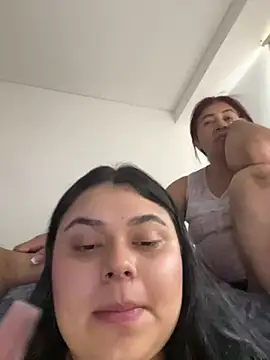 alissonfernandez  online show from March 1, 2025, 7:04 pm