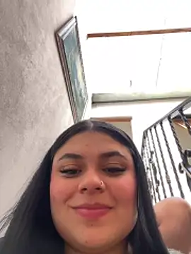 alissonfernandez  online show from May 20, 2026, 7:20 pm