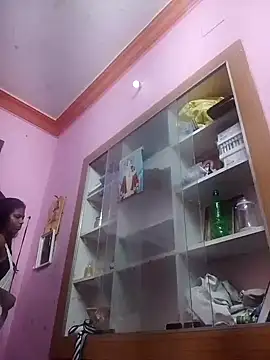 Villageammu18 online show from November 21, 2025, 11:03 pm