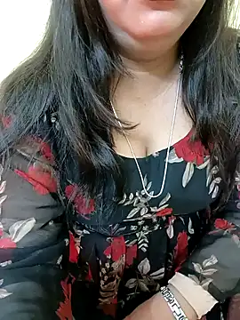 Snapshot of Simran-Kudi chatting on January 12, 2025, 4:31 am Simran-Kudi online show from January 12, 2025, 4:31 am