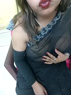 Snapshot of Simran-Kudi chatting on February 4, 2025, 11:27 am Simran-Kudi online show from February 4, 2025, 11:27 am