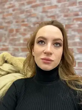  AngelMoon  online show from December 18, 2025, 3:45 am