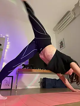  ExoticGirl online show from March 5, 2025, 6:01 pm