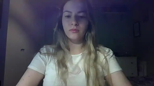 Snapshot of ROSIEx_sweet chatting on October 20, 2025, 6:47 am ROSIEx sweet online show from October 20, 2025, 6:47 am